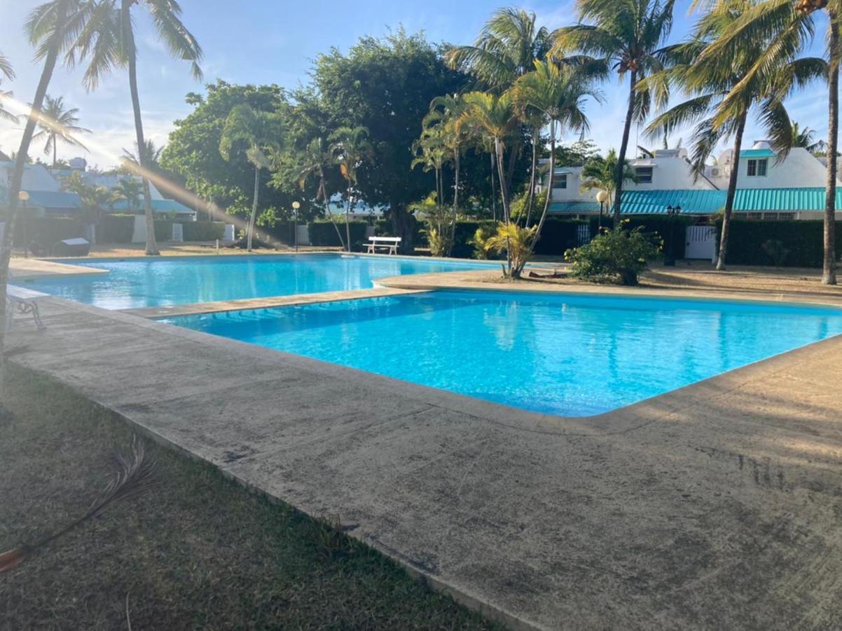 Peaceful And Private Villa Grand Baie Exterior photo
