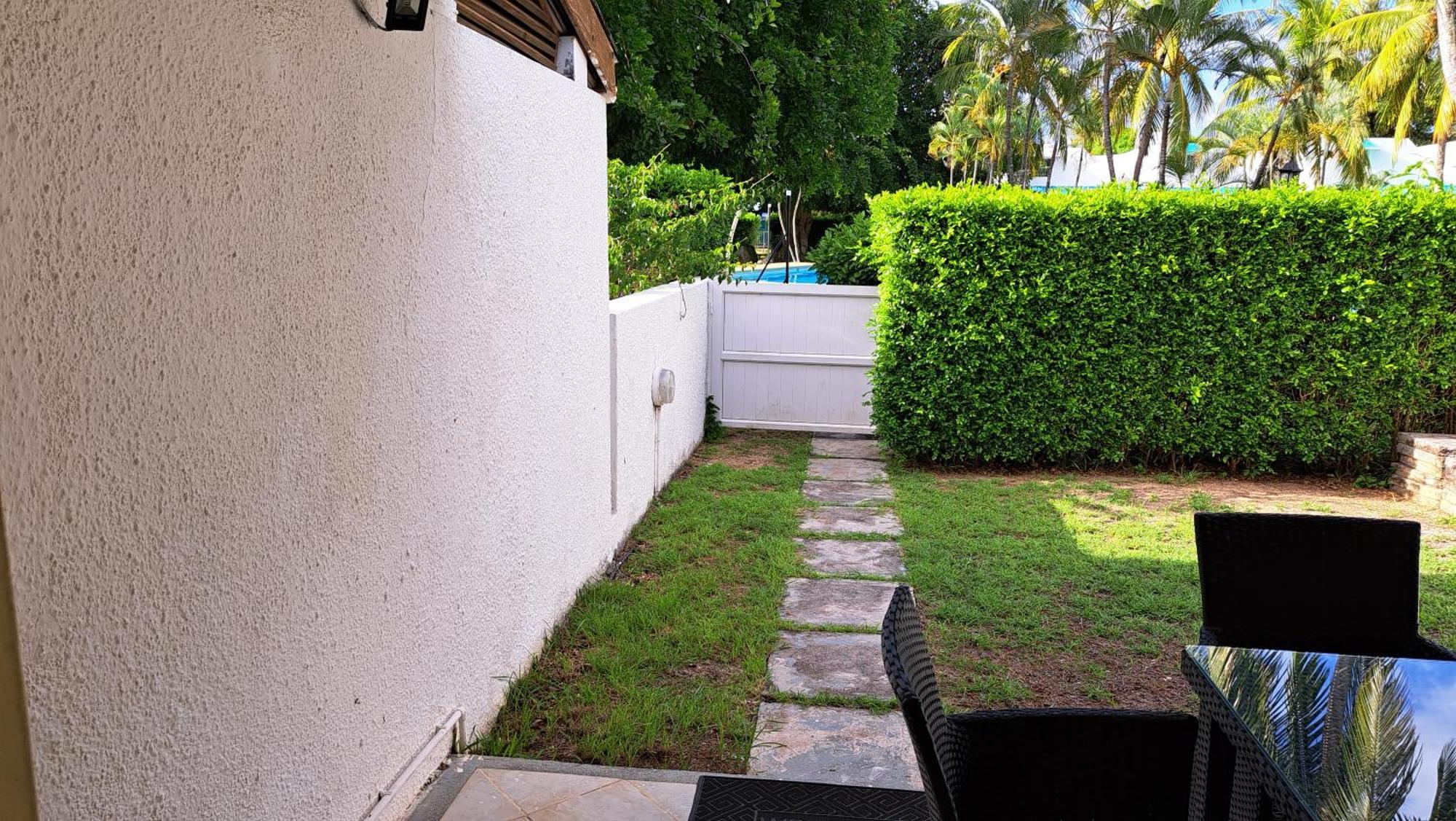 Peaceful And Private Villa Grand Baie Exterior photo